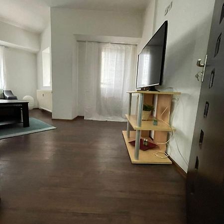 Apartament Old Center Bucurestiアパートメント エクステリア 写真